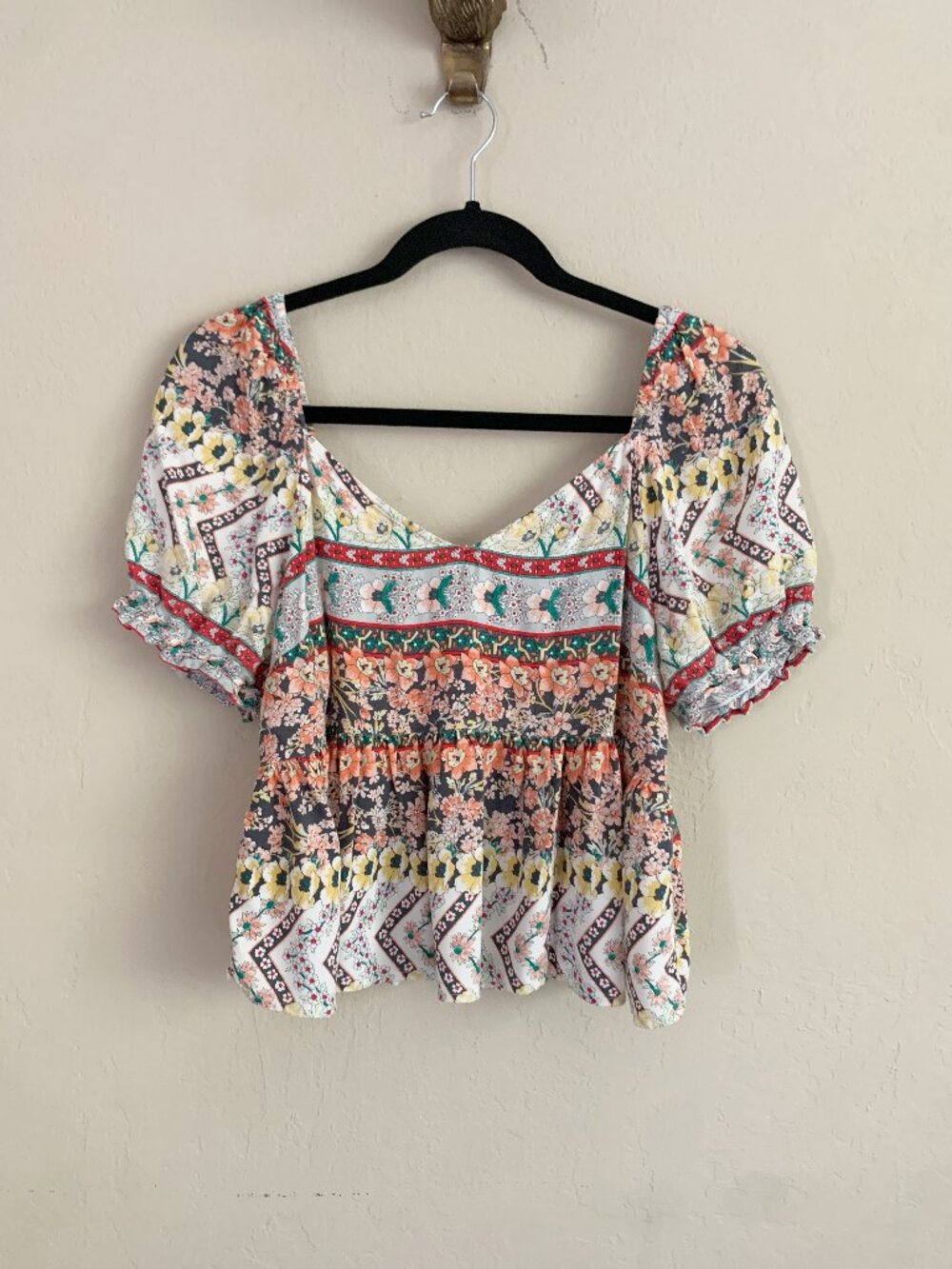 O’Neill Floral Babydoll Top • Women’s Large
